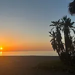 2 Bed Centre Next To The Beach! Estepona