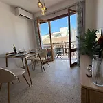 Apartmán 2 Bed Centre Next To The Beach!
