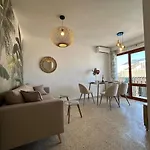 Apartmán 2 Bed Centre Next To The Beach! Estepona