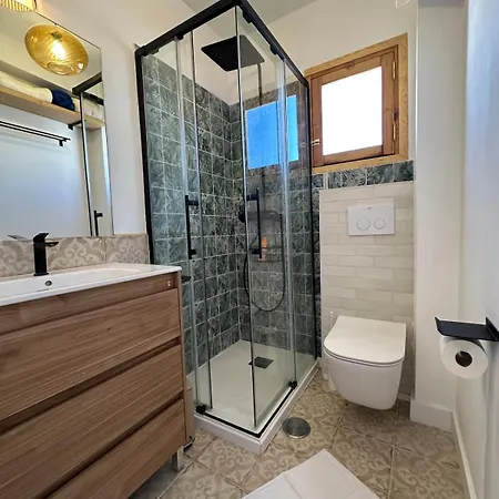 Apartamento 2 Bed Centre Next To The Beach!