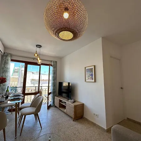 2 Bed Centre Next To The Beach! Apartamento *