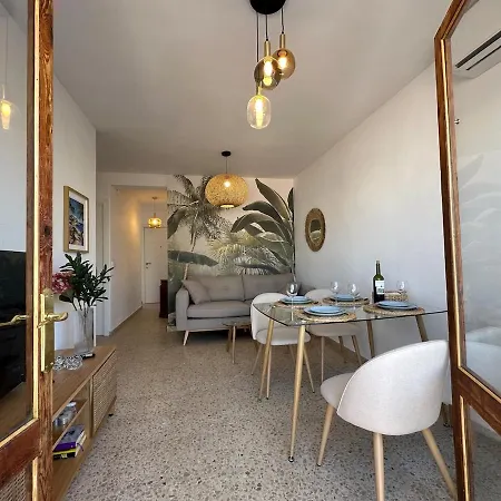 Apartamento 2 Bed Centre Next To The Beach! *